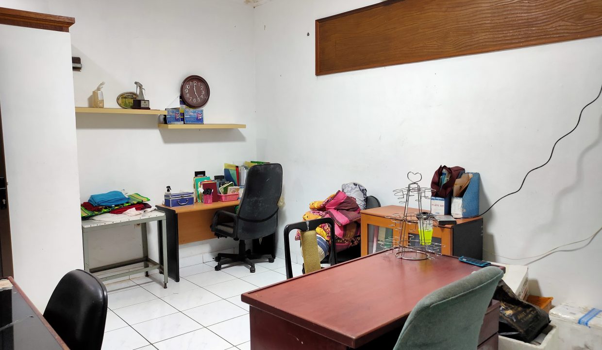6B. Lt 1 - Ruang Kantor Tengah
