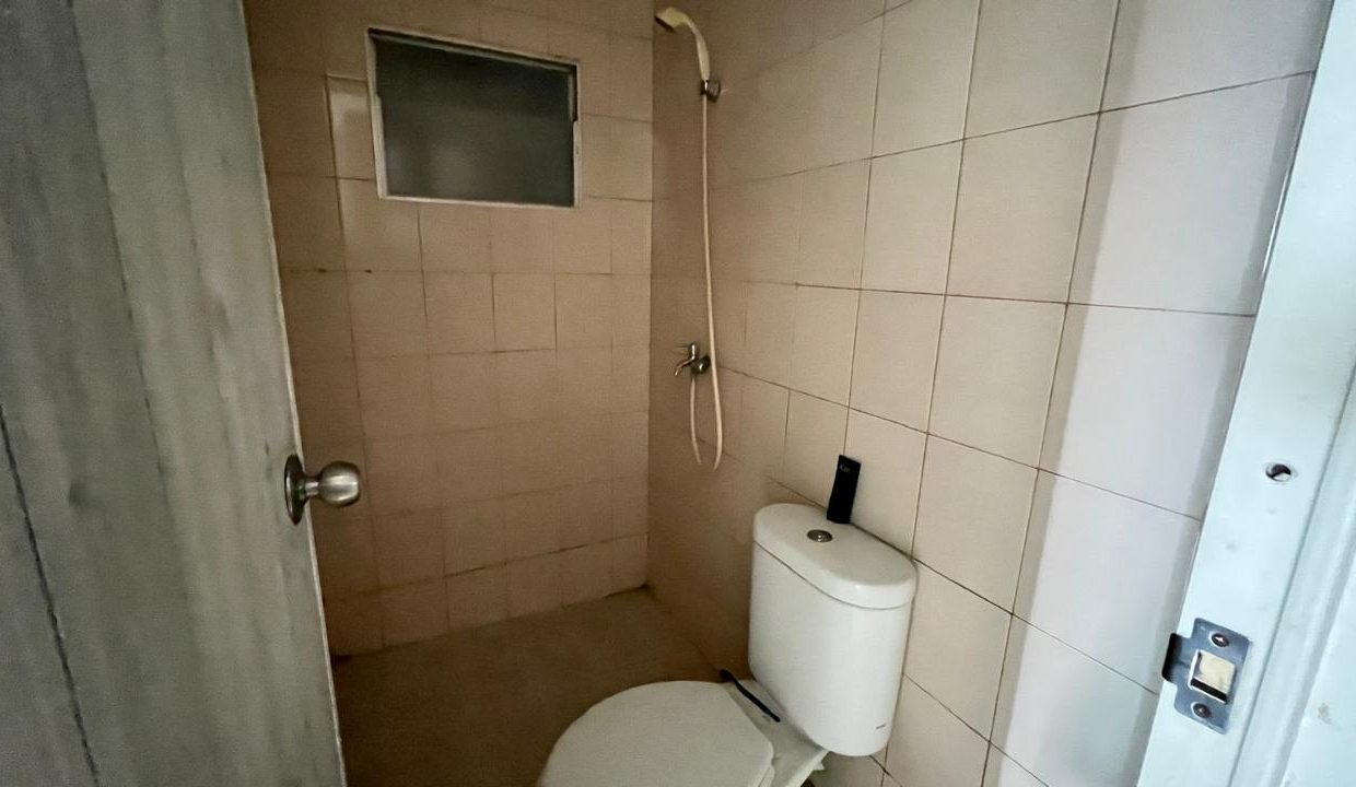 WhatsApp Image 2025-10-07 at 08.12.13 (1)